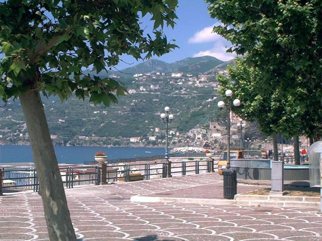 Giselle Apartments Maiori - Amalfi Coast Eksteriør billede