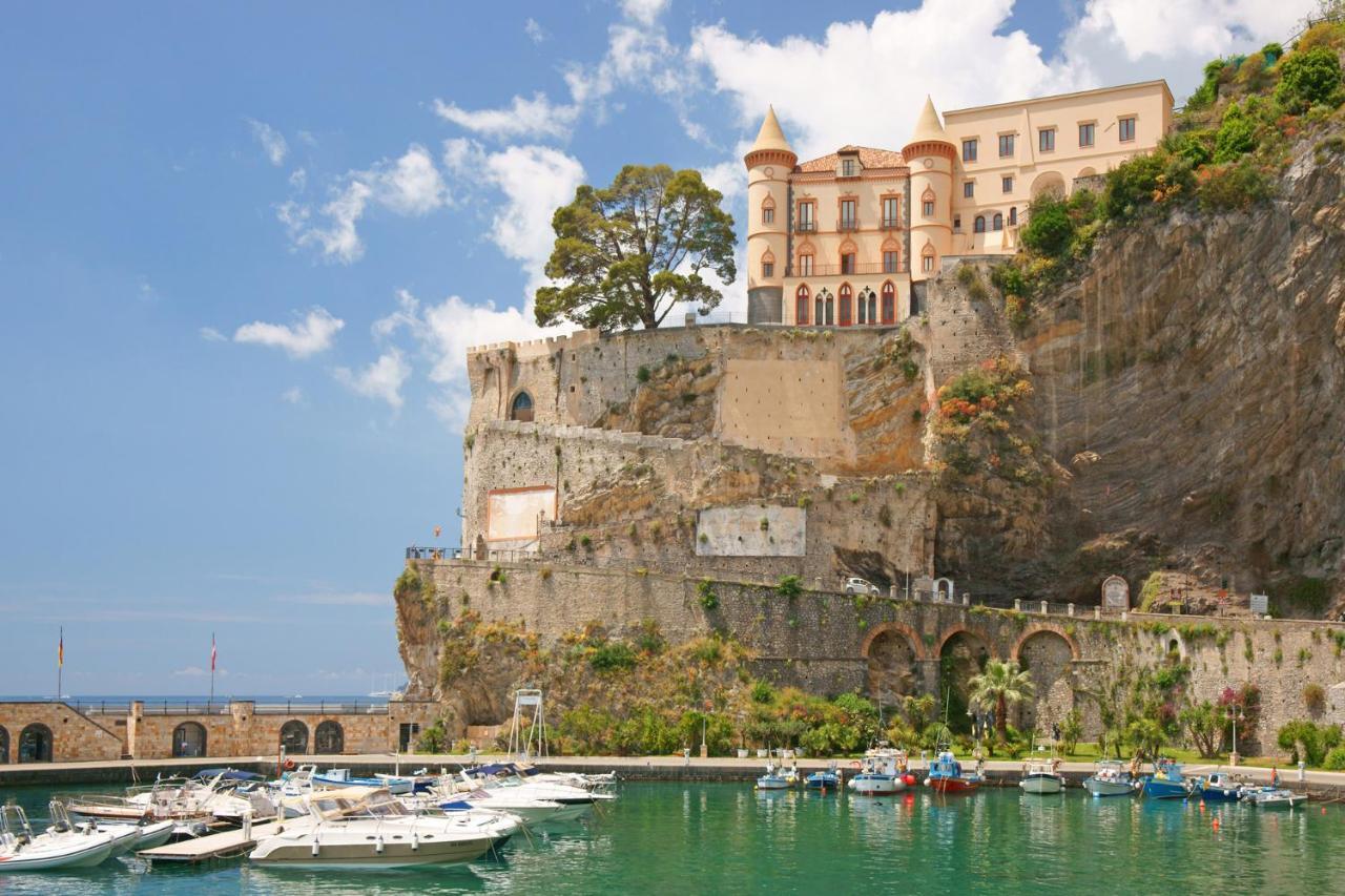 Giselle Apartments Maiori - Amalfi Coast Eksteriør billede